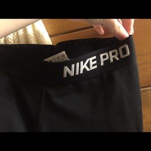 Nike Capri Leggings